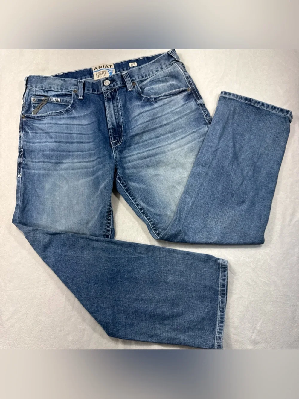 Ariat Men's Medium Blue Straight-Leg Jeans 38X30